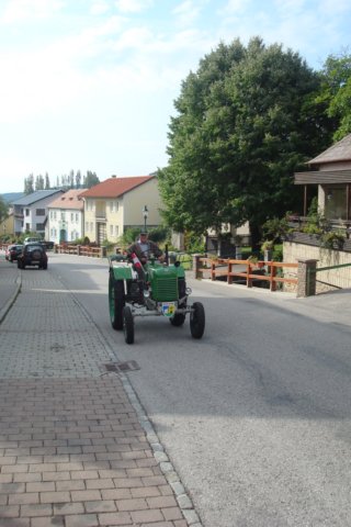 traktorausfahrtnr326072008004.jpg