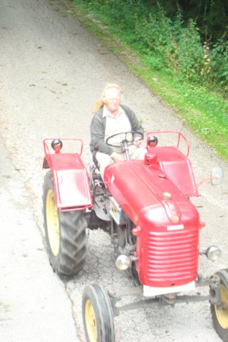 traktorausfahrtnr326072008055.jpg